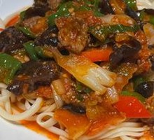 Yanqi Spicy Pepper Pork Noodles