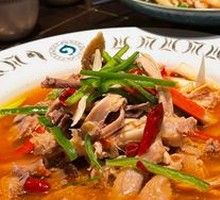 Xinjiang Spicy Pepper Chicken