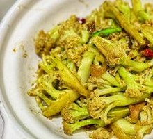 Braised Cauliflower in Clay Pot