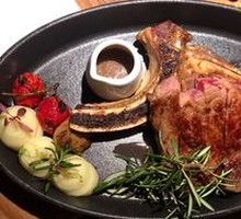 Grass-fed Tomahawk Steak