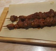 Fresh Grilled Lamb Skewers