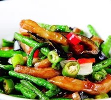 Eggplant and Green Bean Stir-Fry