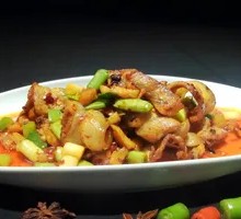 Apple and Loofah Stewed Pork