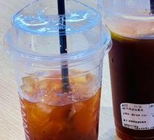 Peach Oolong Iced Americano