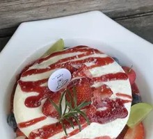 Freshly Baked Strawberry Japanese Souffle