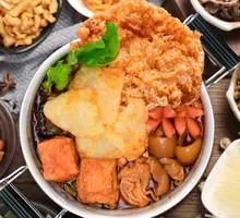 Family Feast Snail Noodle