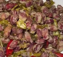 Sour Cabbage and Red Kidney Beans