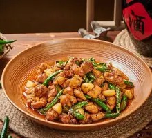 Spicy Stir-Fried Chicken with Chili