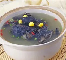 Bai Guo Stewed Chicken in Clay Pot