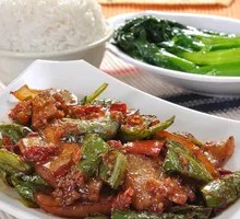 Sichuan-style Pork with Green Peppers