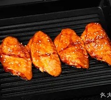 Grilled Chicken Wings with Ironing Style
