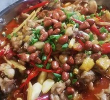 Sliced Ginger and Frog Legs