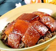 Stewed Pork with Vegetables