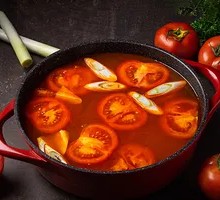 Rich Tomato Broth