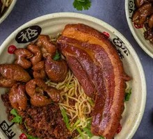 Signature Braised Pork Noodles