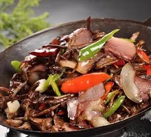 Bamboo Shoot Mushroom with Preserved Meat