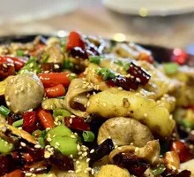Spicy Pot Chicken and Intestines