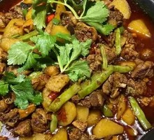Stewed Chicken with Brown Sauce
