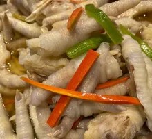 Sichuan-style Pickled Chicken Feet