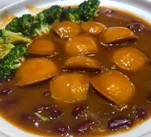 Braised Abalone with Kidney Beans in Black Bean Sauce