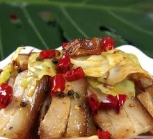 Lianbai Twice-Cooked Pork Rice Bowl