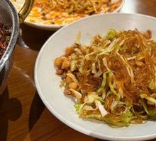 Pea and Pork Sauce with Bok Choy and Vermicelli
