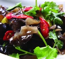 Spicy and Sour Tofu Mushroom Salad