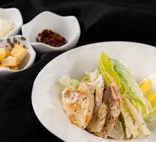 Caesar Salad with Grilled Chicken
