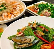 Stir-Fried Seafood with Ta Fei