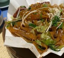 Dry-Fried Beef Rice Noodles