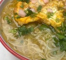 Sour Soup Pork Trotter Rice Noodles