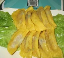 Golden Egg Dumplings