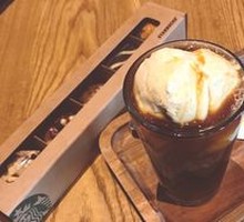 Cold Brew Float