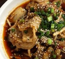 Sliced Young Ginger with Snail