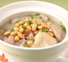 Old Mother's Pig Trotter Soup