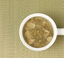 Mung Bean and Lily Bulb Soup