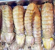 Peeled shrimp