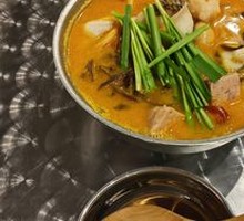 Pickled Pepper Lunch Meat Three-Flavor Rice Noodles