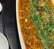 Pickled Beans Braised with River Catfish