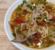 Sichuan-style Pickled Pepper Liver Noodles