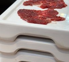 Fresh-cut Wagyu Strip