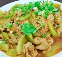 Braised Pork Intestine Rice Bowl