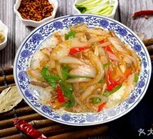 洋葱牛肉拌面