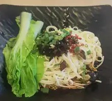 Fresh Pepper Mixed Sauce Noodles