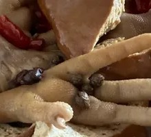 Spicy Braised Chicken Feet