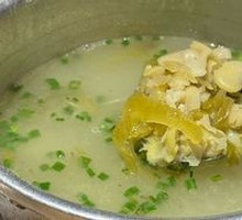 Sour Cabbage and Tofu Soup