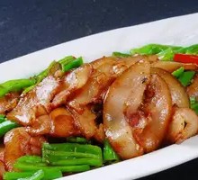 Stir-Fried Pig Snout