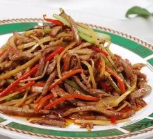 Young Ginger Stir-Fried Pork Strips