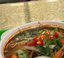 Tom Yum Goong Noodle Soup