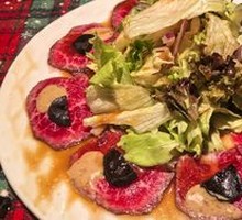 Black Garlic Italian Beef Salad